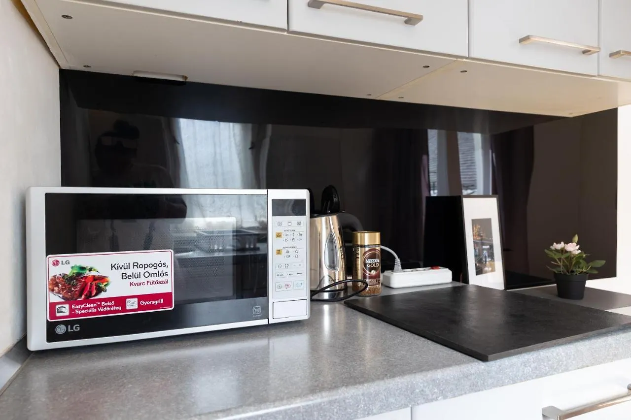 W25 Smart Apartment Budapest